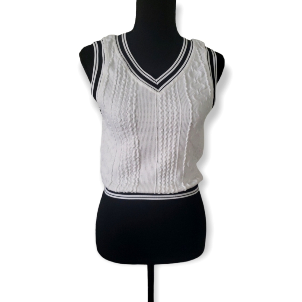 SHEIN cropped sleeveless top NWOT